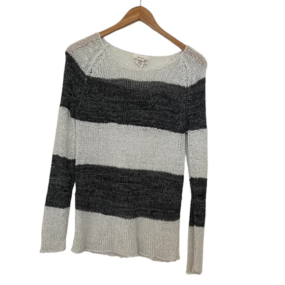 Sans Souci Lightweight Summer Sweater - Picture 1 of 4